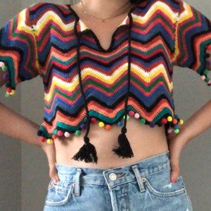 FARM RIO zig-zag crochet cropped sweater top (NWT)